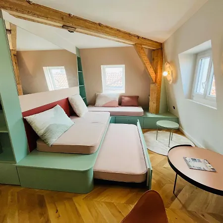 Appartement Centre - Halles - Rue Victor Hugo *